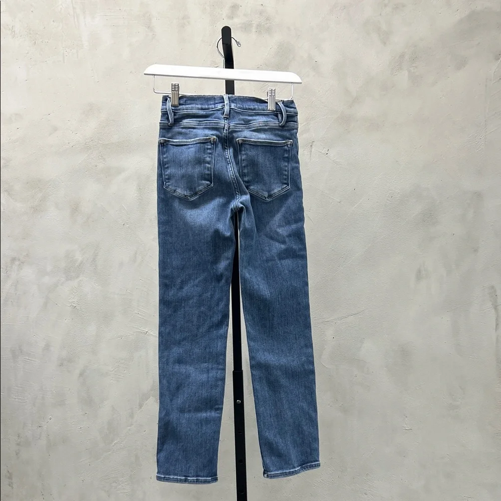 Classic Blue Women's Jeans - Picture 2 of 6